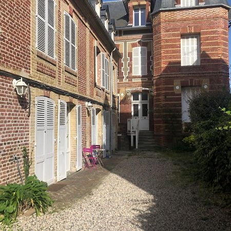 Le Cottage De Gabriel Front De Mer Вилле-сюр-Мер Экстерьер фото